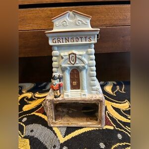 Harry Potter Gringotts Bank Ceramic Piggy Bank/Coin Bank